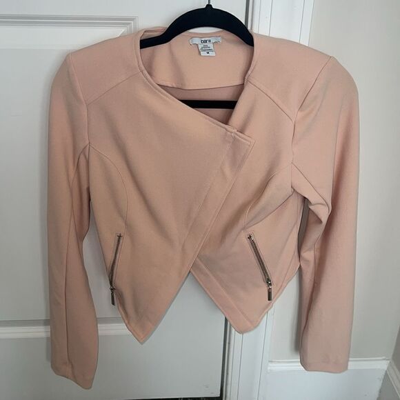 Bar lll Moto style cropped jacket. Asymmetrical. Size medium. Pink - Picture 2 of 4